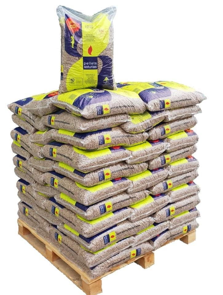 Camión 22 Palets de 1584 Sacos certificado Enplus 15Kg